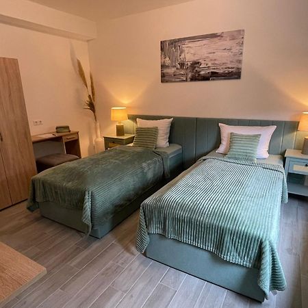 Holi Day Spa 2-Bett Zimmer App 3 Berlin Exterior photo
